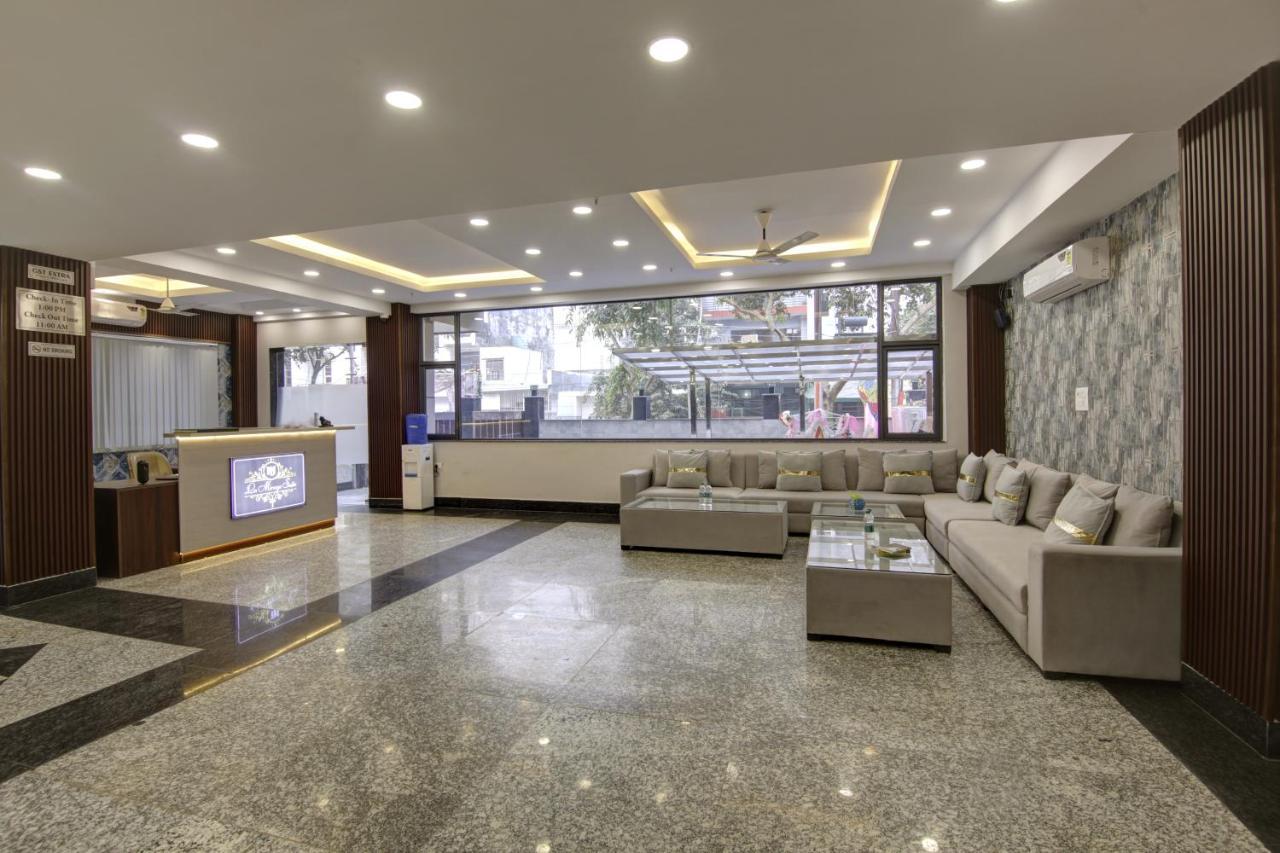 Hotel La Mirage Noida Esterno foto