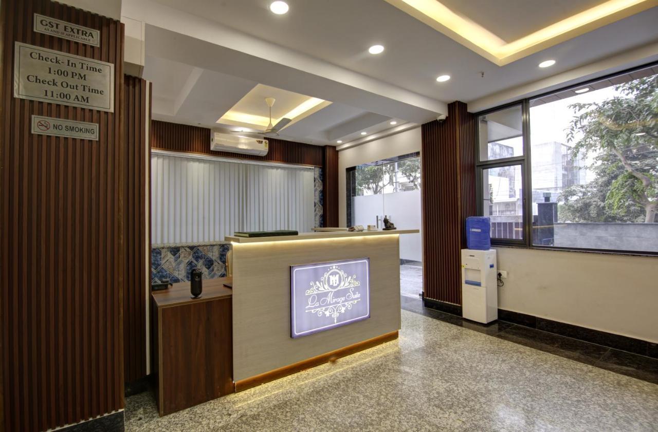 Hotel La Mirage Noida Esterno foto